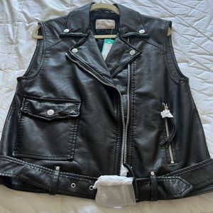 FREE PEOPLE Black Leather Biker Vest NEVER WORN NWT